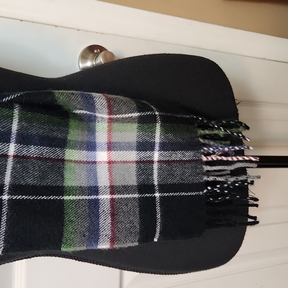 Softer than Cashmere Plaid scarf - Picture 2 of 6